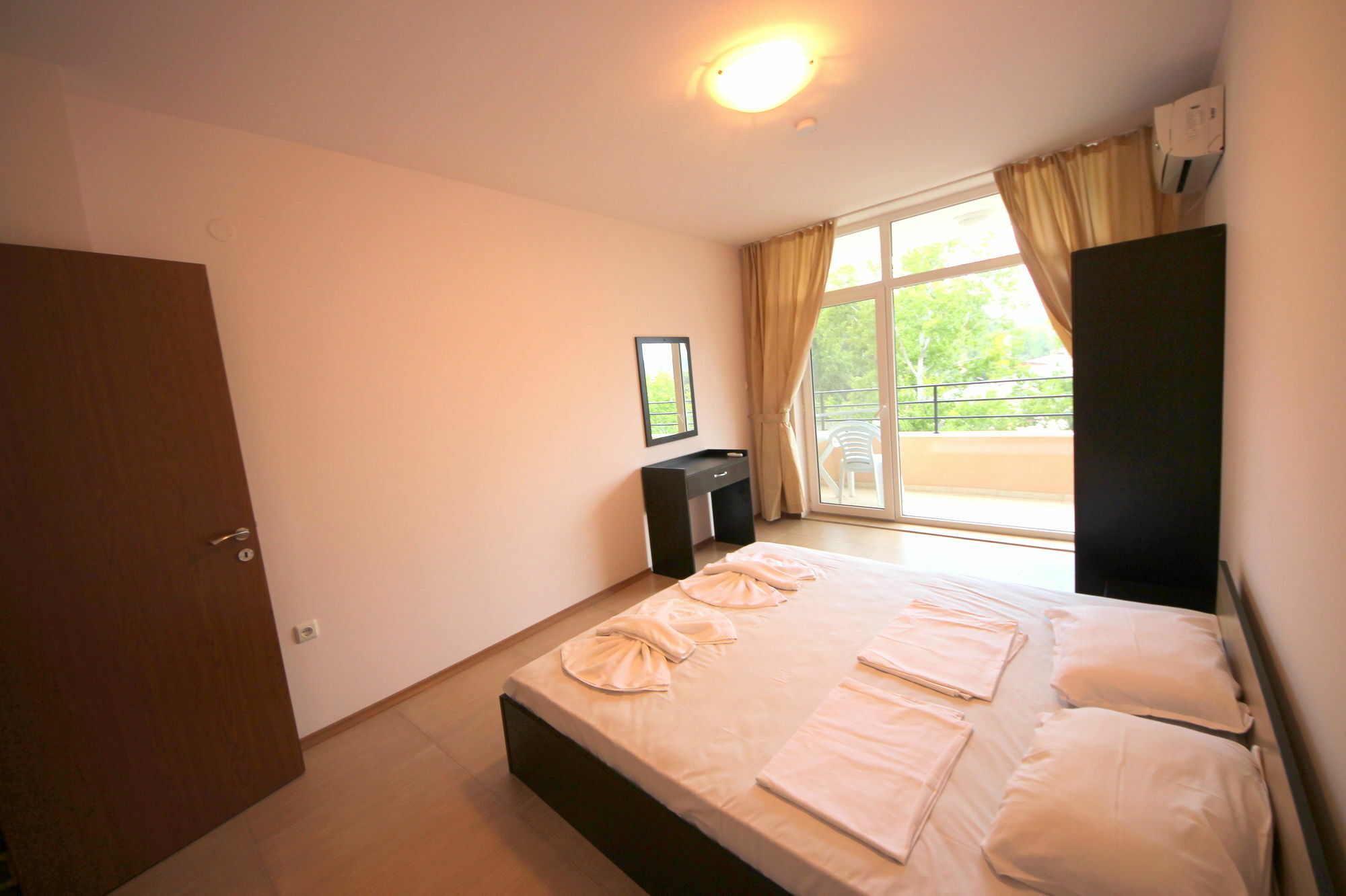 Menada Grand Kamelia Apartments Slantchev Briag Extérieur photo